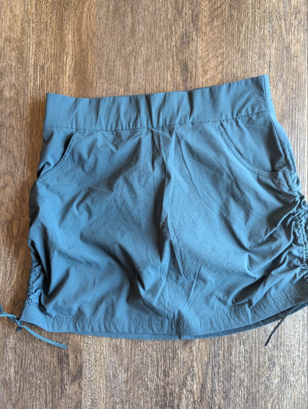 Columbia Women's Teal Blue Active Skort with Side Drawstrings Size Medium